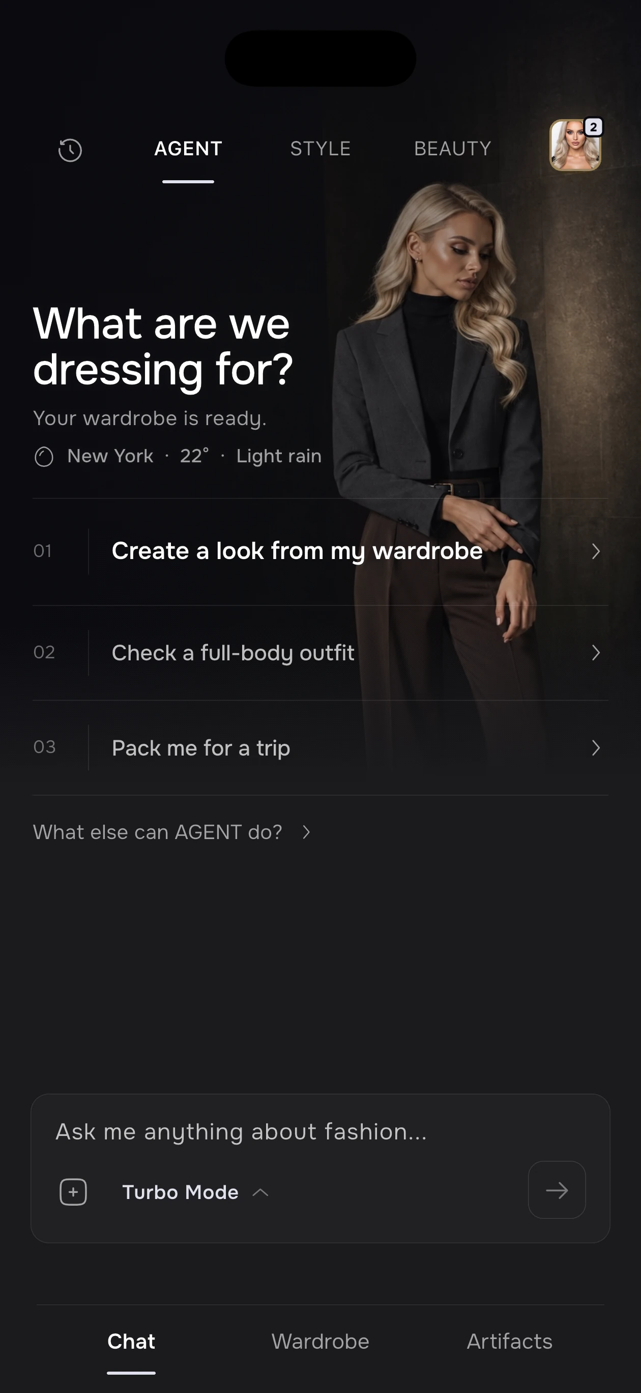 Pantalla principal de SELION Agent con opciones para crear o revisar un look y preparar una maleta